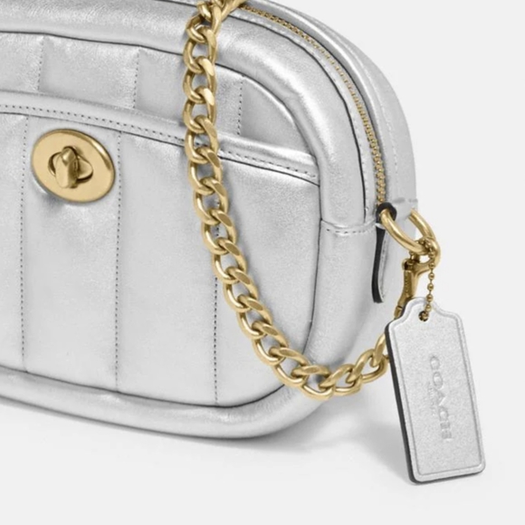 Coach Camera Crossbody Bag Silver Quilted Leather with Chain Strap - Picture 4 of 12
